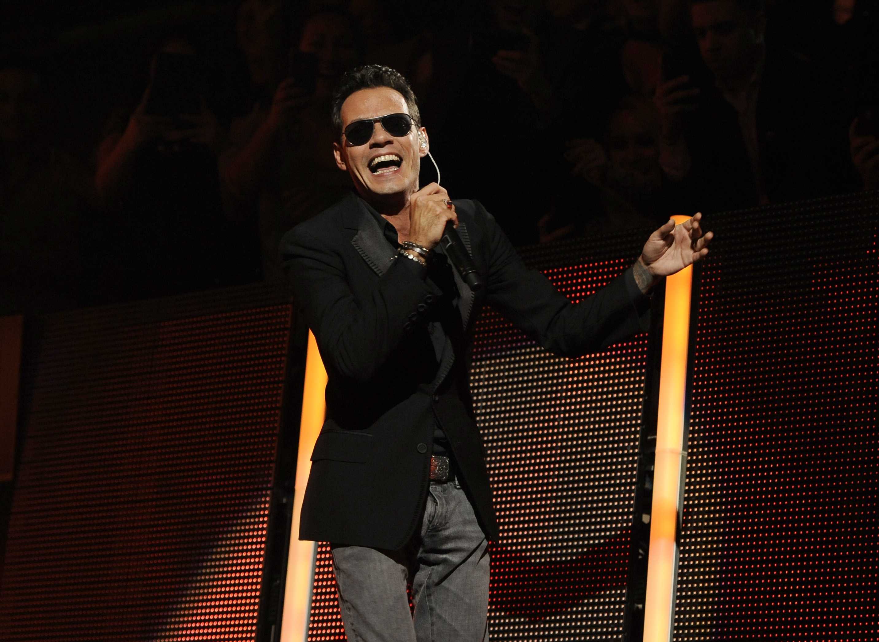 Marc Anthony está incluido en la fiesta deportiva.