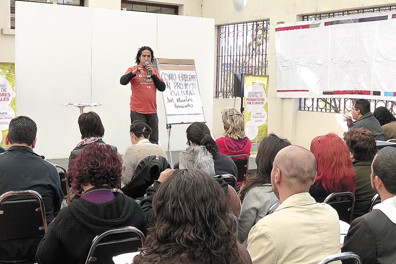 El acceso a casi todo su programa era gratis y abierto al público.