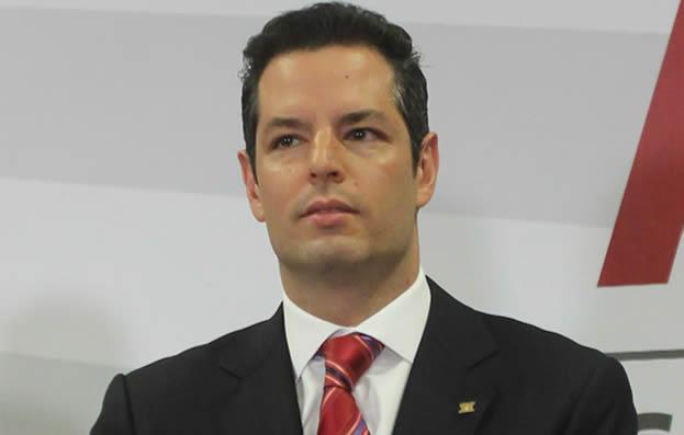 Alejandro Murat, titular del Infonavit.