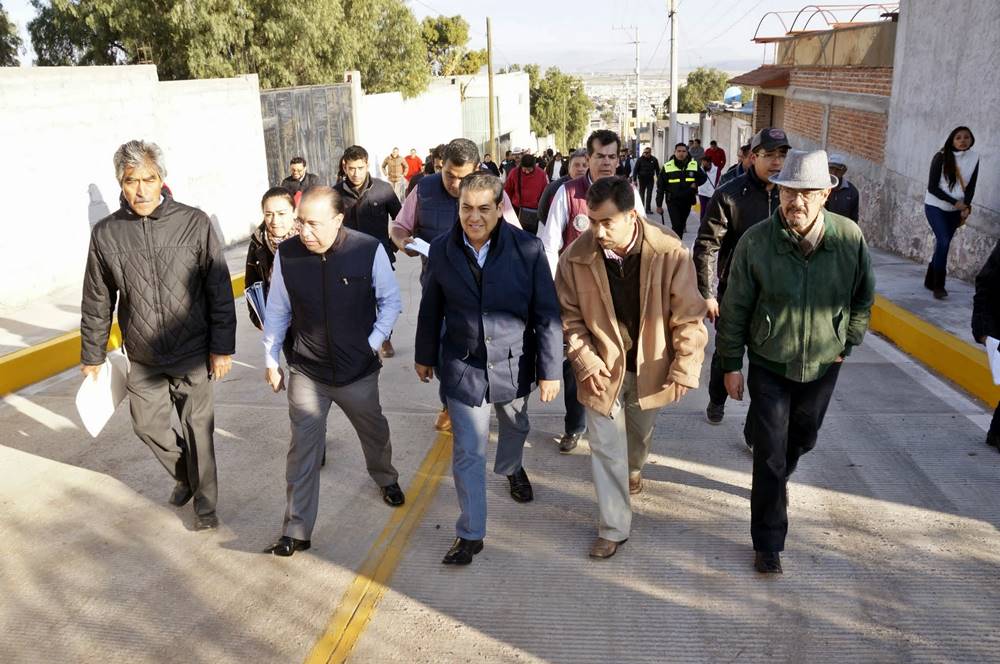 La pavimentación fue de las calles Conservaciones y Carreteras Federales en la colonia Santa Matilde. 
