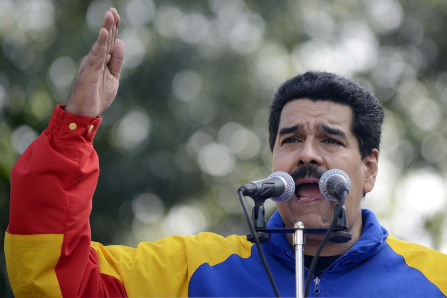Maduro aprobó en noviembre la Ley de Precios Justos, primera norma que dictó tras la concesión de poderes especiales para legislar sin control del Par