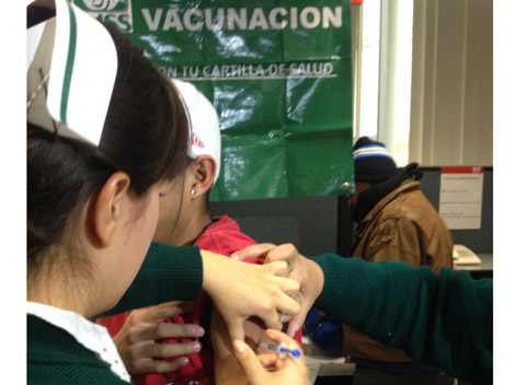 El día de hoy se aplicaron cerca de 130 vacunas Vaxigrip anti-influenza.