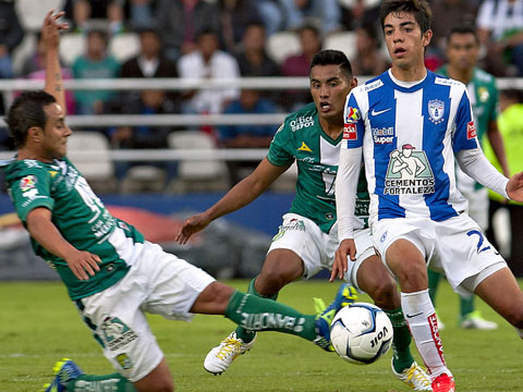 Pertenecen al mismo grupo empresarial y suman los mismos puntos en la Liga; sin embargo, en la cancha del Nou Camp ambos buscarán hacerse de la victor