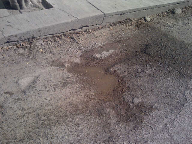 El agua sale sucia desde hace meses