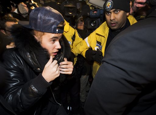 Justin Bieber se entregó a las autoridades