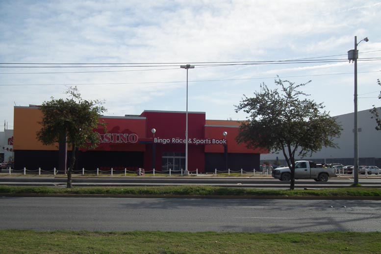 Uno de los casinos se ubica en Escobedo.
