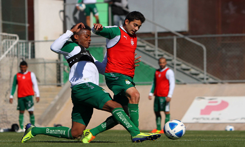 Santos Laguna confía en vencer al Toluca y este jueves entrenó a puerta cerrada.