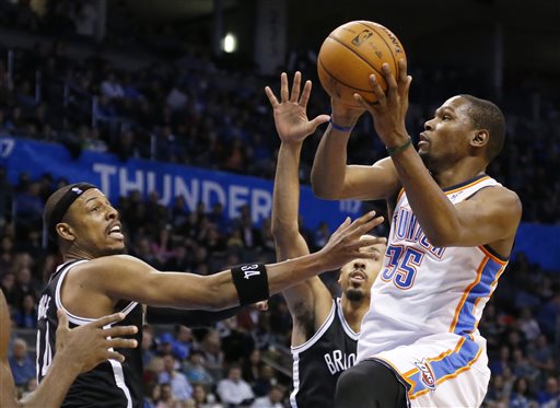 Kevin Durant no pudo continuar con su racha anotadora 