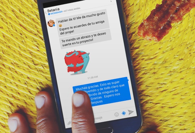 Con Messenger de Facebook, Cris Nuñez está en contacto con sus amigos.