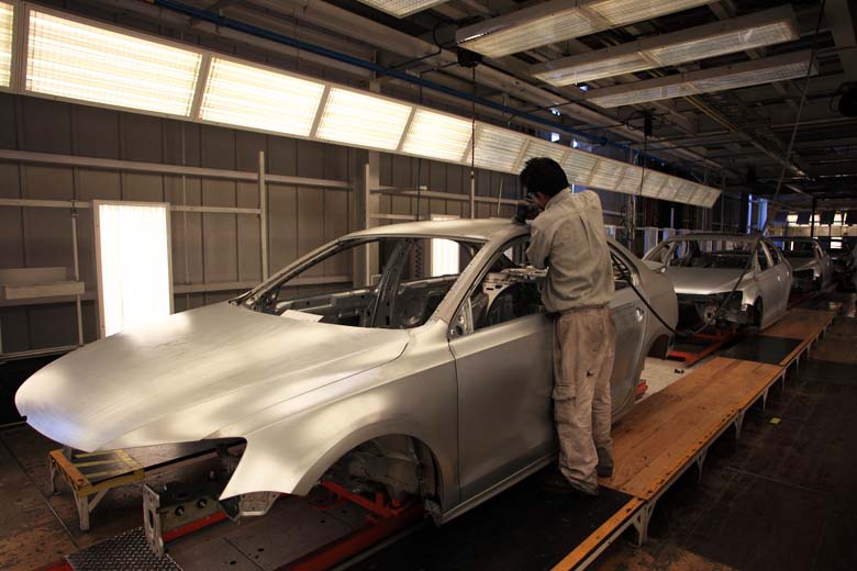 El crecimiento del ramo automotriz alienta  confianza de empresarios.