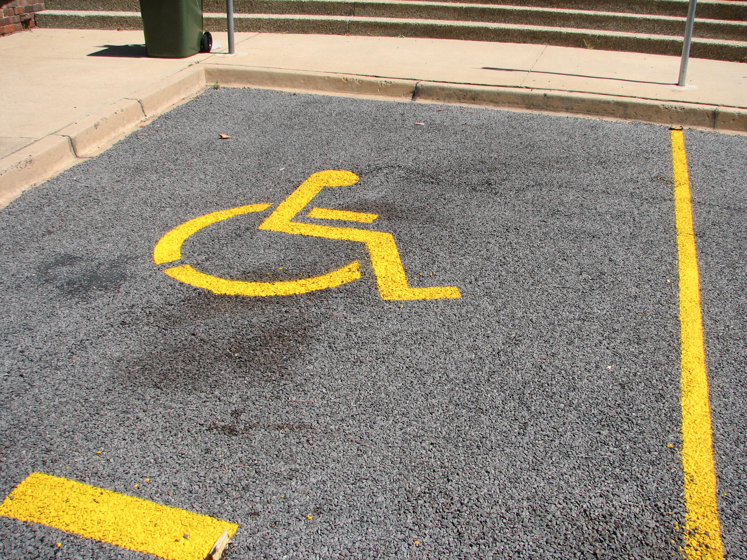 Estacionamiento discapacitados