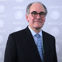 Herminio Blanco como secretario de Comercio, fue el negociador del TLCAN.