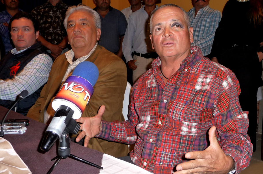 El ex alcalde de Apaseo el Alto denunció acusó al actual presidente de golpiza.