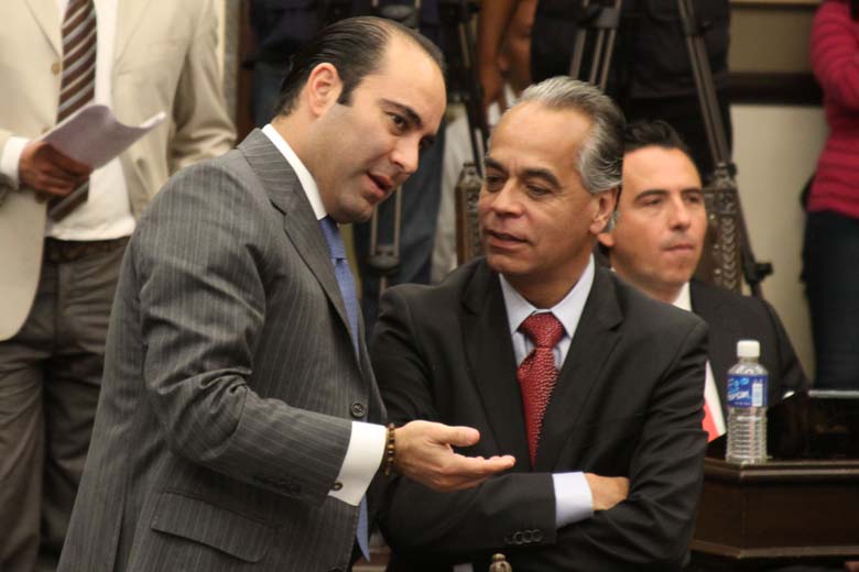 Los diputados locales Jorge Aguilar Chedraui y Víctor Manuel Giorgana.