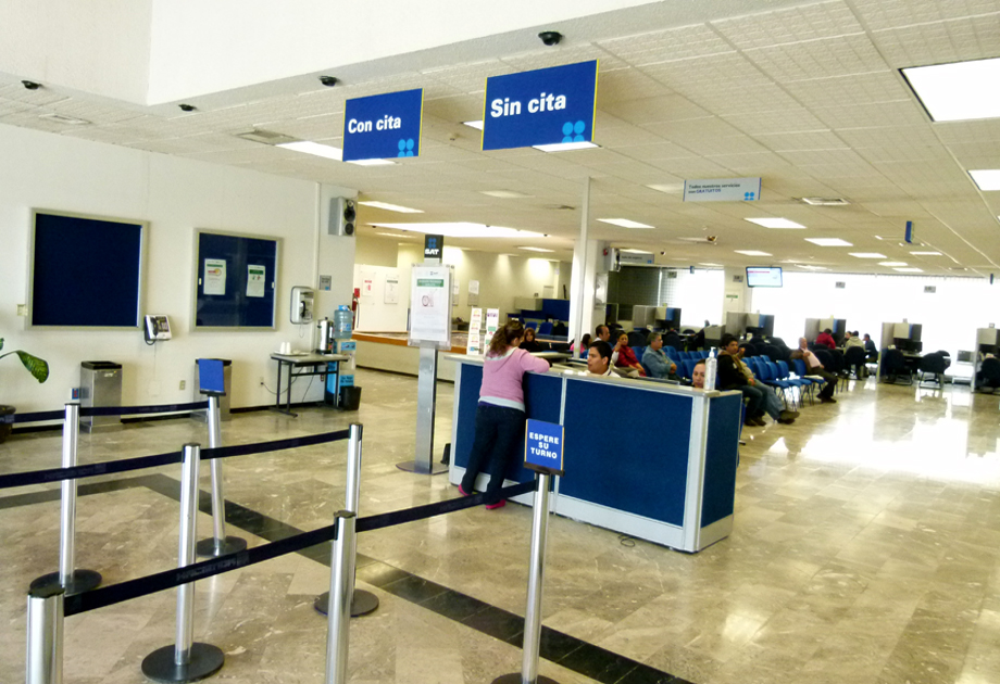 La tasa del ISR aumenta para las personas físicas hasta en un 35%.