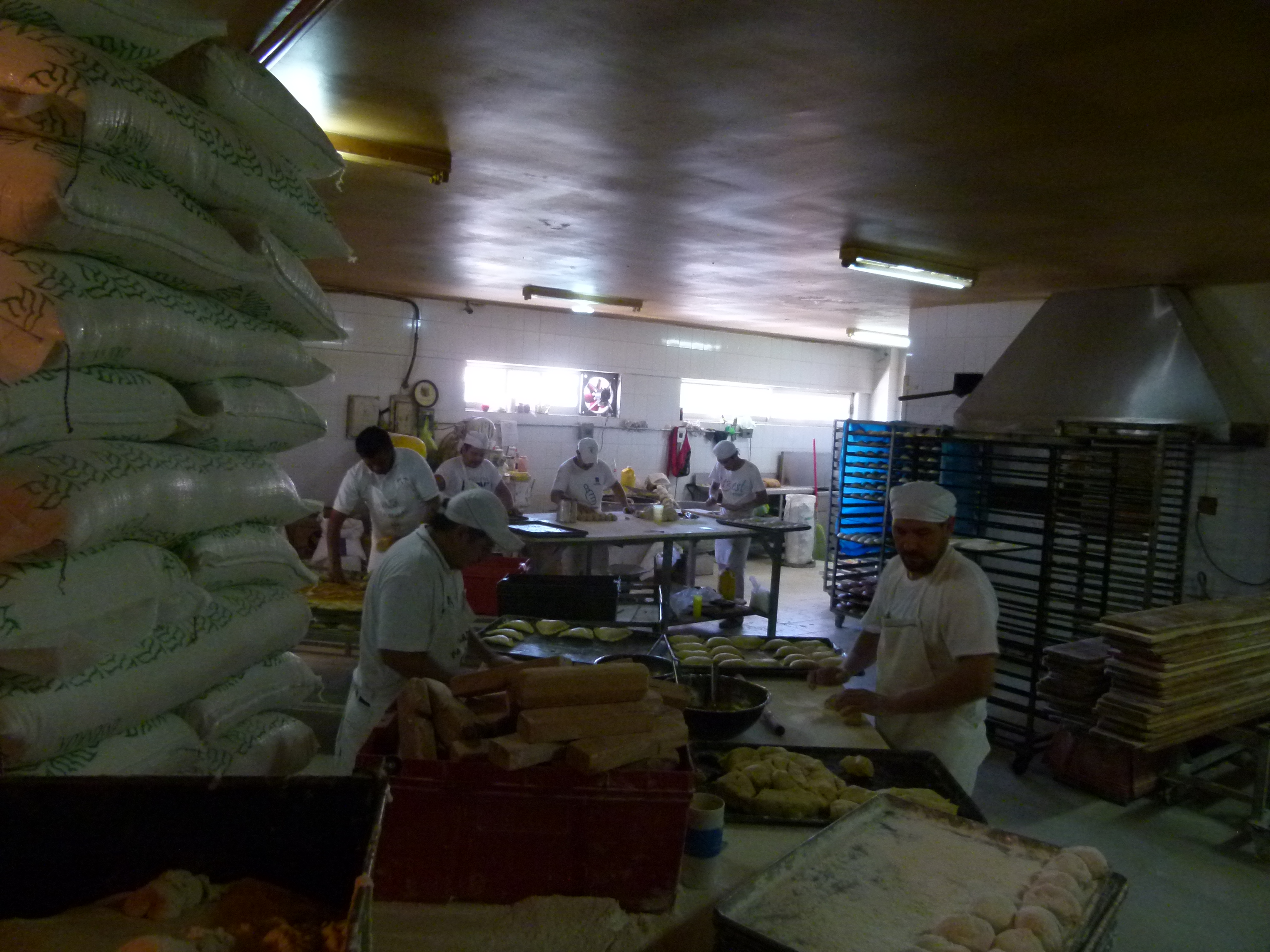 Panaderías de La Laguna también reclaman seguridad para ellos. 