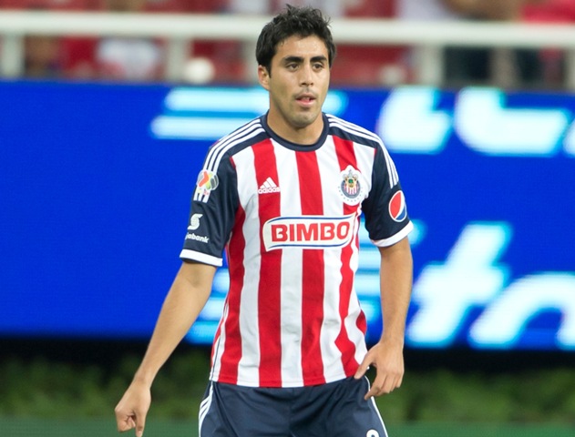 Néstor Vidrio, defensa