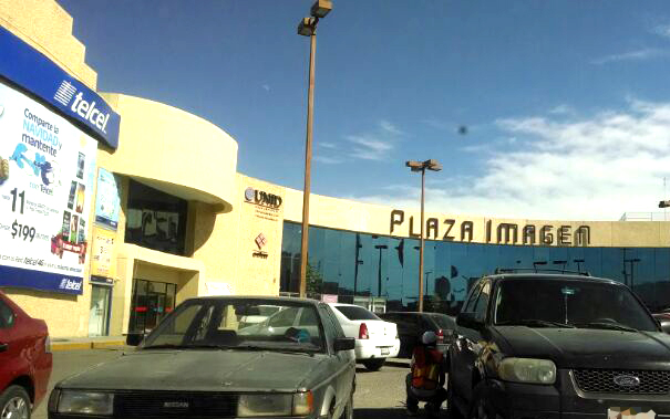 Telcel de Gómez Palacio fue asaltado por dos sujetos quienes se llevaron el dinero de la caja.