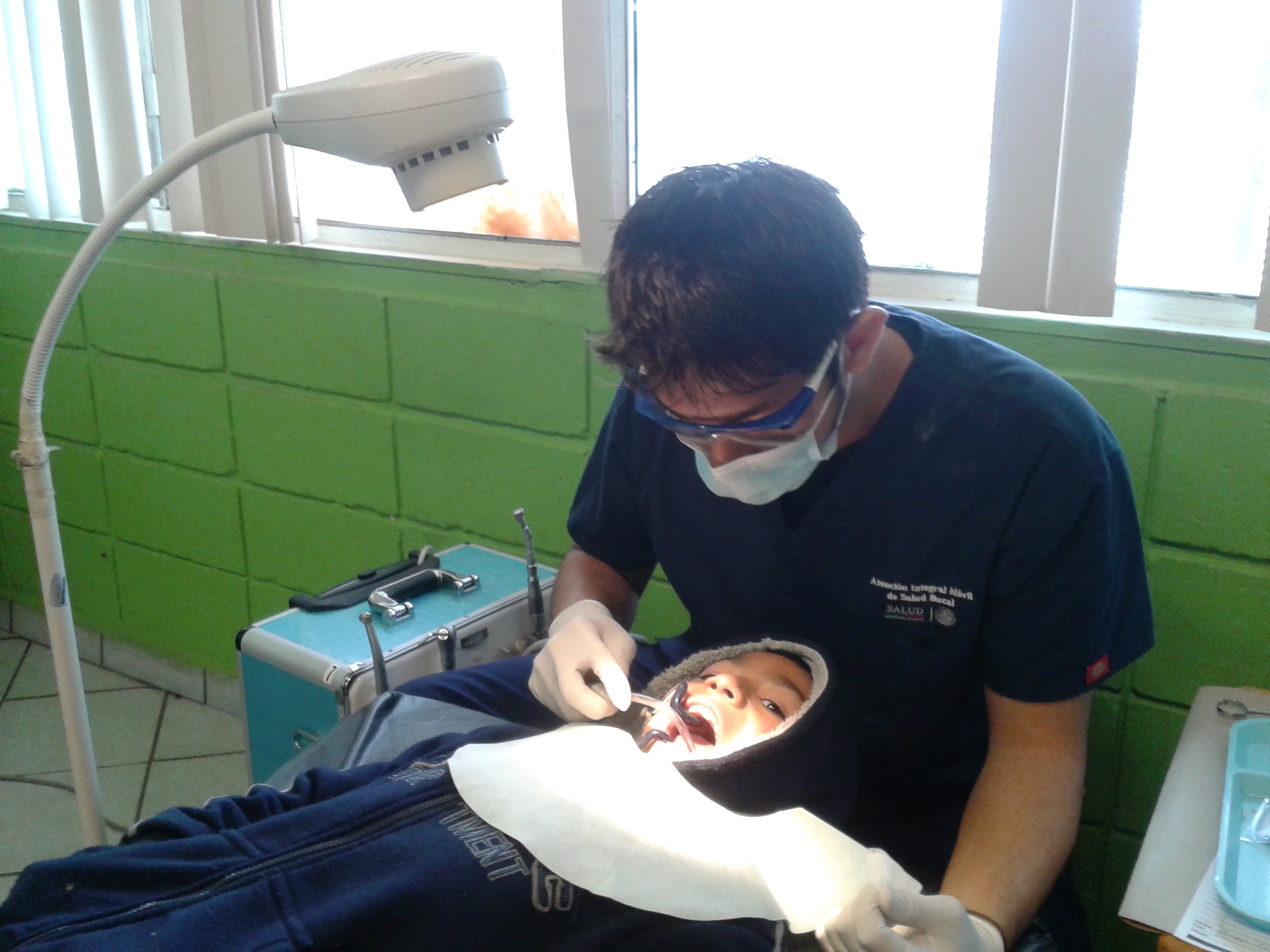 Tratamientos dentales escuela indígena Tijuana