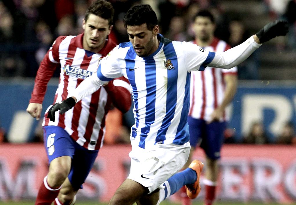 Carlos Vela, en un duelo contra el Atlético 