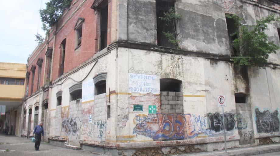 A la fecha y según un censo realizado por la Dirección de Obras Públicas de Tampico, a cargo de José Fernández Espíndola, se tienen identificados 90 e