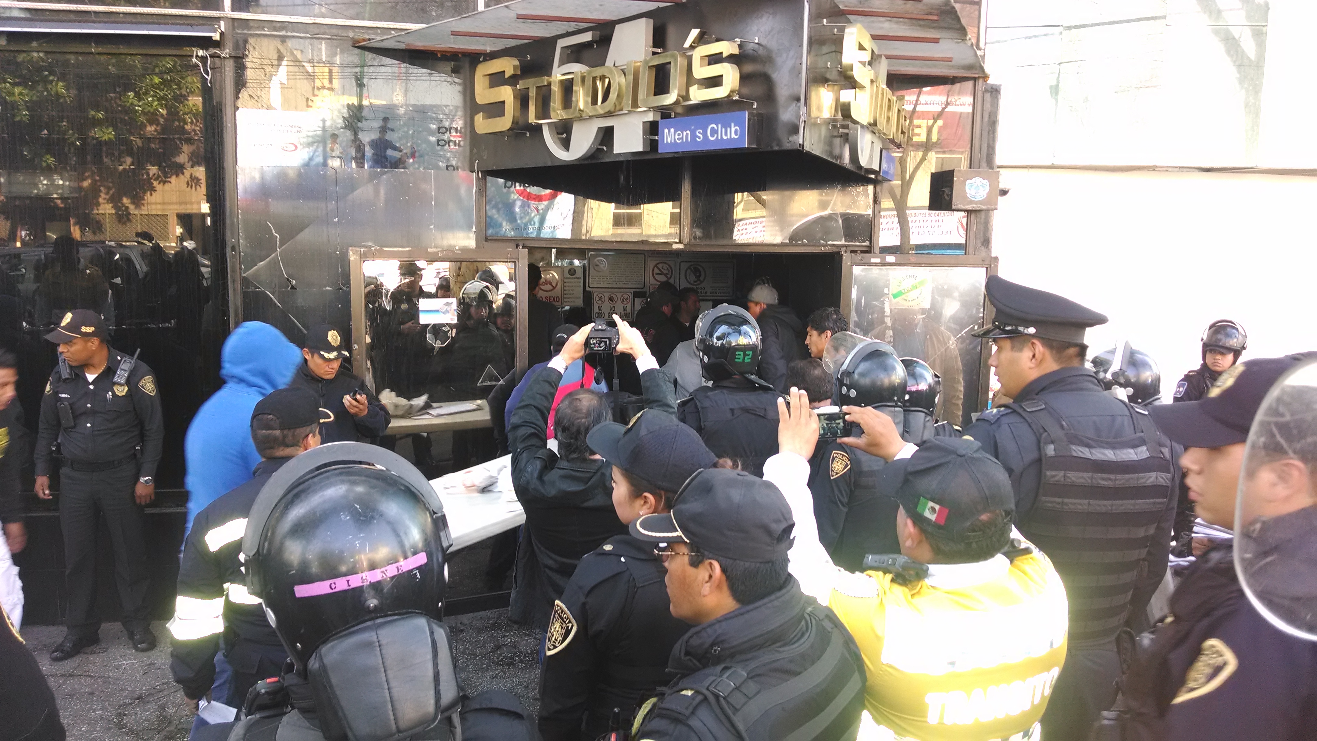 Durante el desalojo en la Ciudad de México
