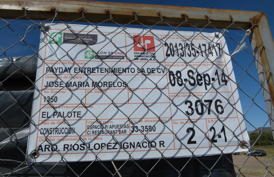 Esta es la licencia de construcción para el centro de juegos.
