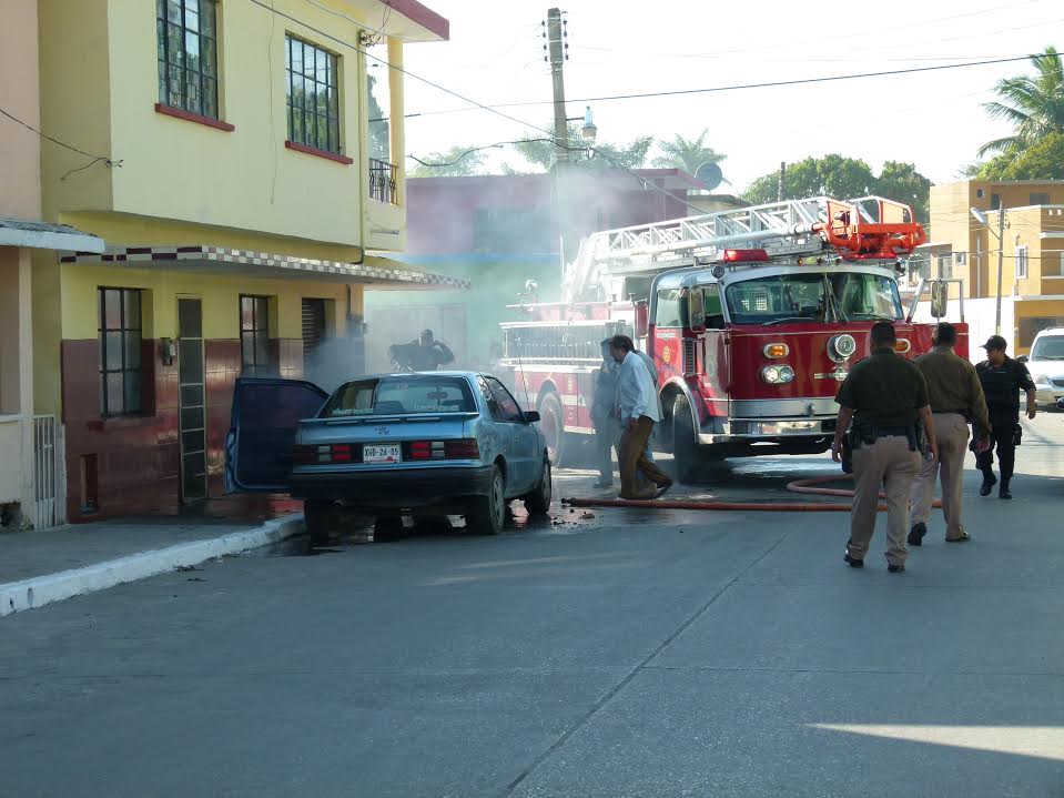 Al lugar acudieron elementos de emergencia local