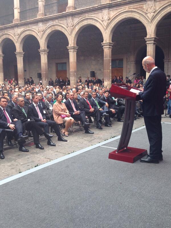 El gobernador de Michoacán durante el mensaje en Palacio de Gobierno