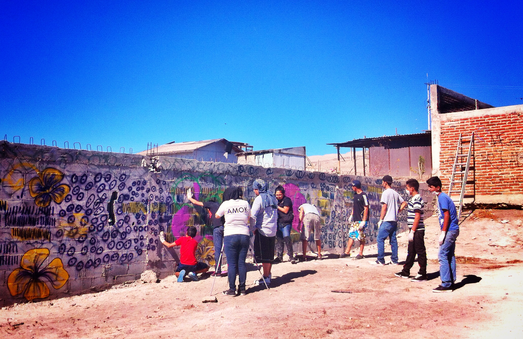 Niños transforman en murales fosa clandestina del “Pozolero”
