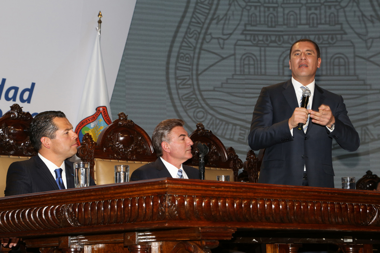 Toma de protesta de Antonio Gali Fayad, como presidente Municipal Constitucional de Puebla.