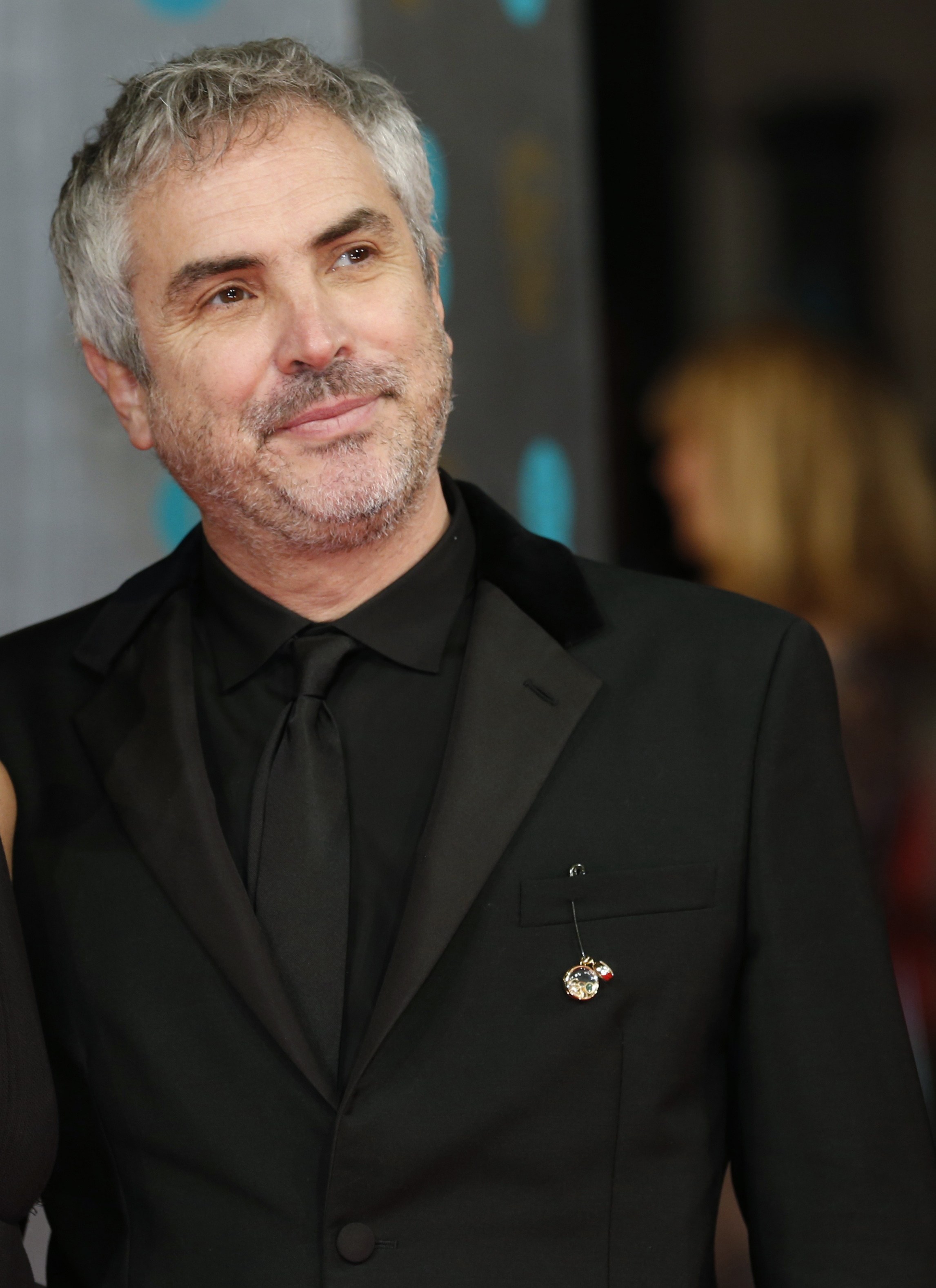 Alfonso Cuarón así lució en la alfombra de los BAFTA.