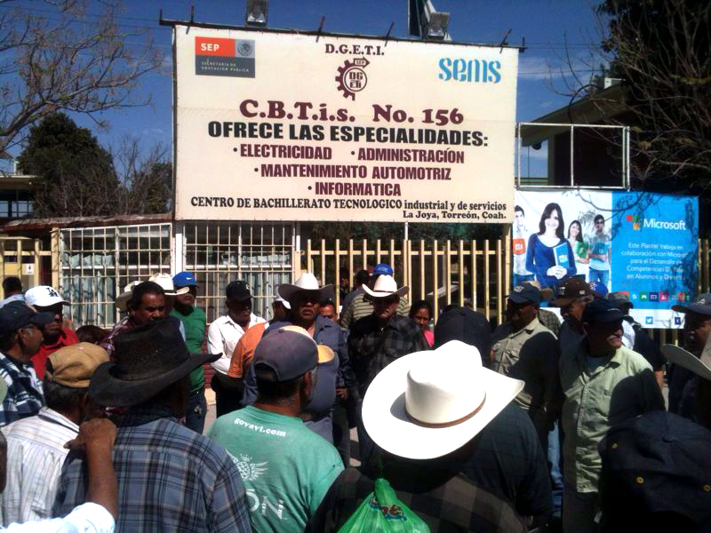 Dejan sin clases a 3 mil estudiantes.