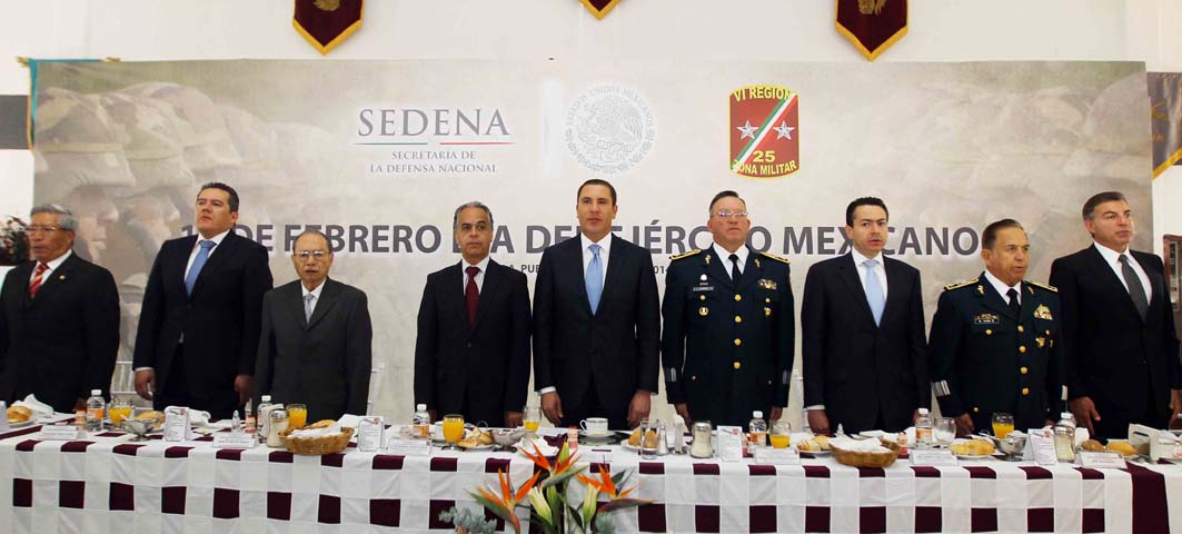 Celebran el Día del Ejército Mexicano.