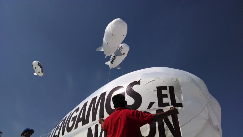 La protesta llegó al cielo