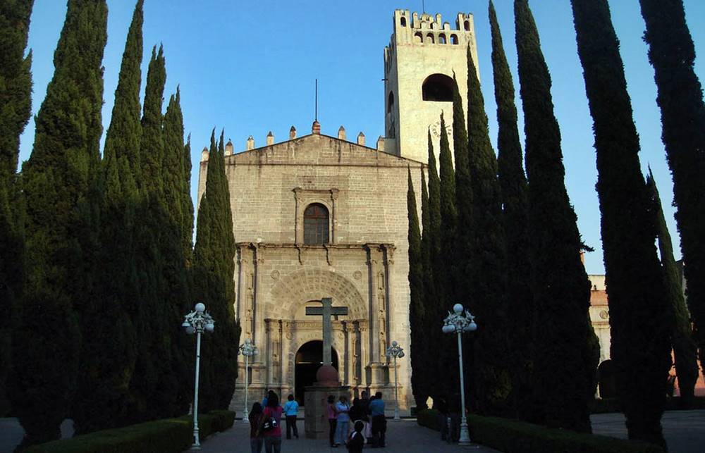 La Boblioteca NAcional de Antropología e Historia participa en creación del centro. 