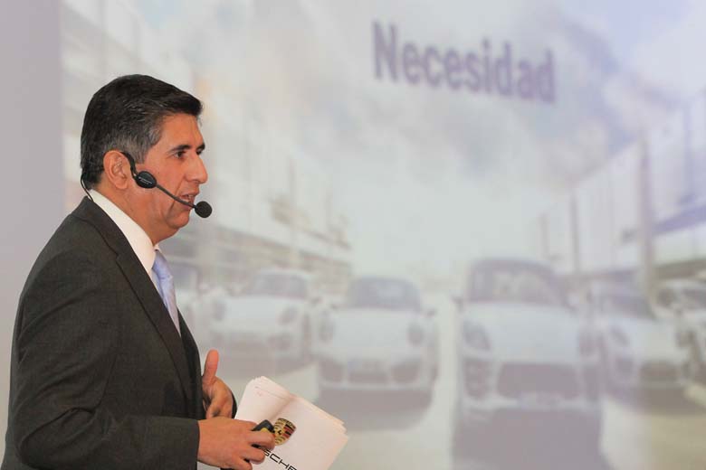 Francisco Alfonso Torres Villegas, director general de Porshe & Bentley Mexico.