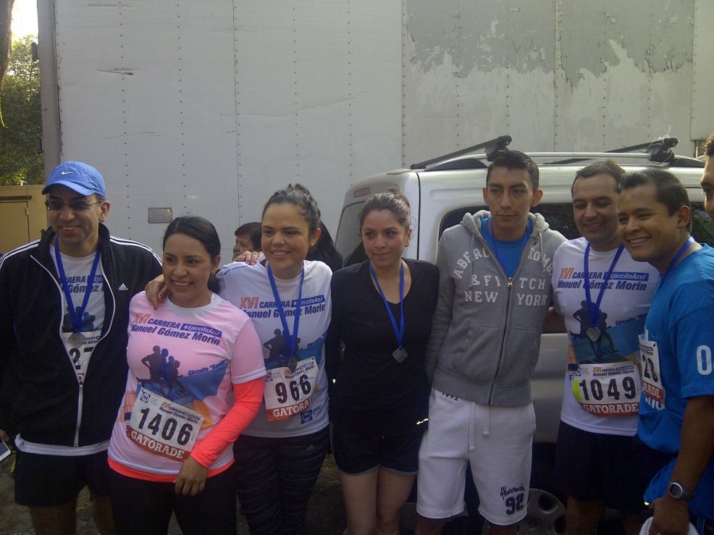 Los senadores Ernesto Cordero, Javier Lozano y Mariana Gómez del Campo durante la carrera Manuel Gómez Morín.