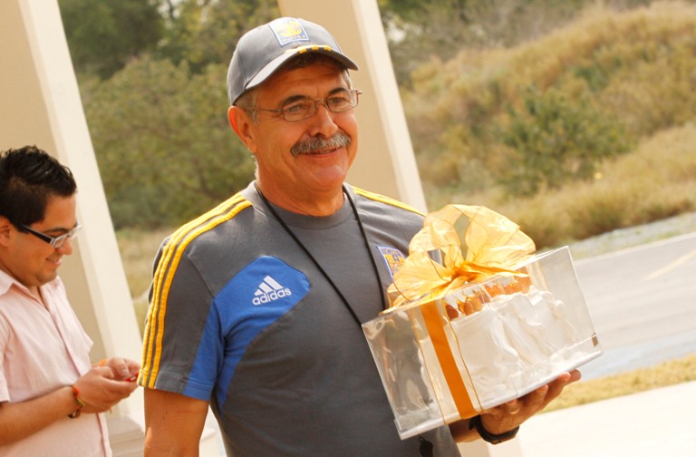 Aunque no gustó, Tuca se dice feliz por triunfo