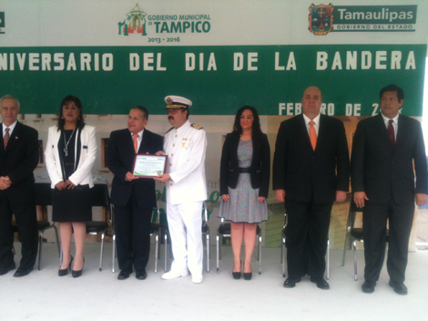 Ceremonio de conmemoración del día de la bandera