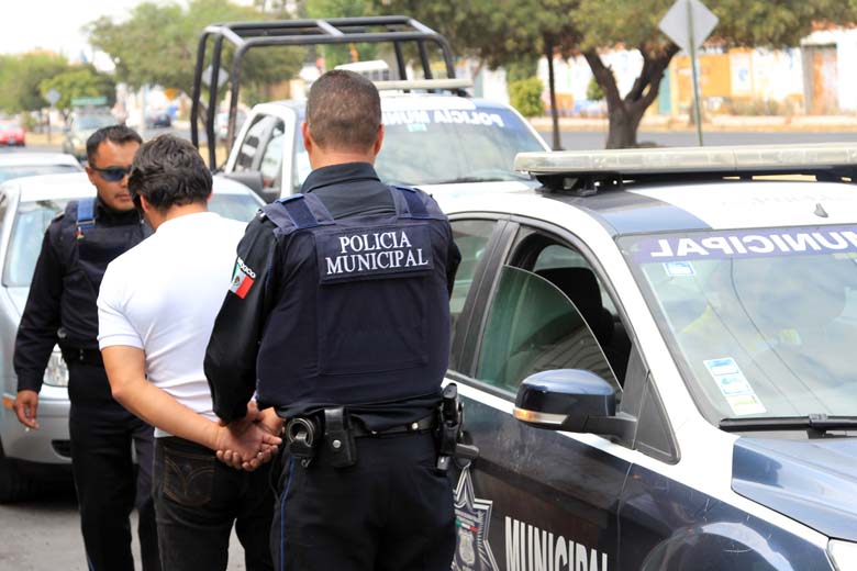 Aspectos de la detención de los presuntos ladrones de San Manuel.