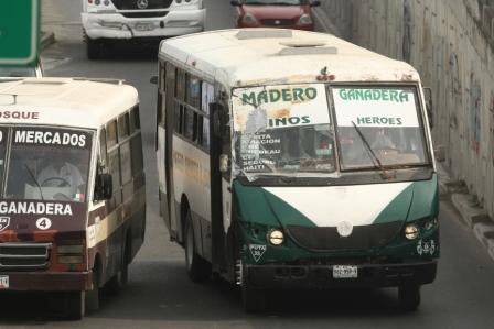 Los aspectos que serán primordiales regular, indicó el Secretario de la Comisión de Transporte en el Congreso, es la obligatoriedad en el uso del unif