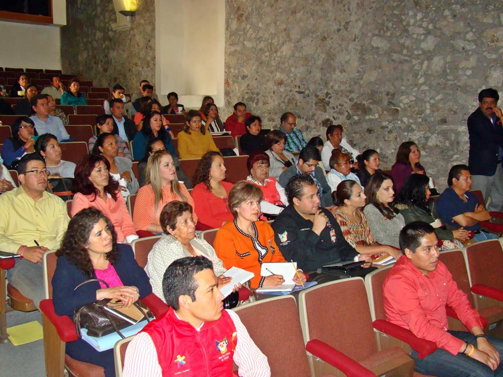 Capacitan a personal de la Instancias municipales. 