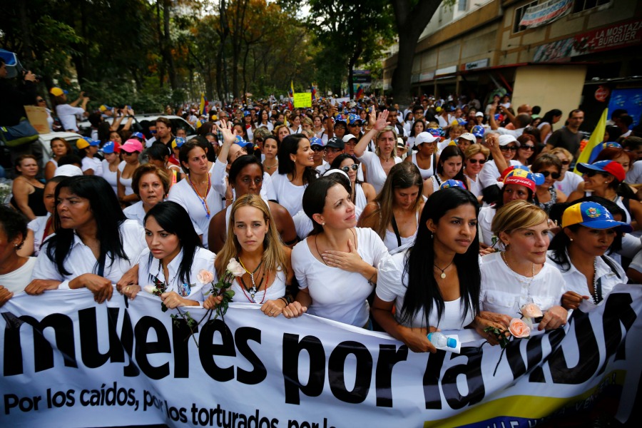 Lilian Tintori durante la marcha en Caracas