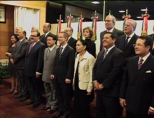 En el Salón Protocolo A del Palacio Legislativo de San Lázaro. 