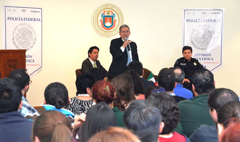 Ciro Humberto Ortiz Estrada, Titular de la División Científica de la Policía Federal.