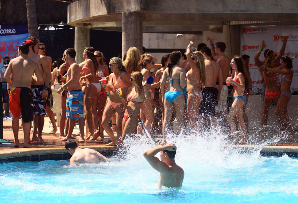 En otros años, el 80 por ciento de los “springbreakers” se ha hospedado en hoteles y casas privadas ubicadas en Conchas Chinas y Mismaloya