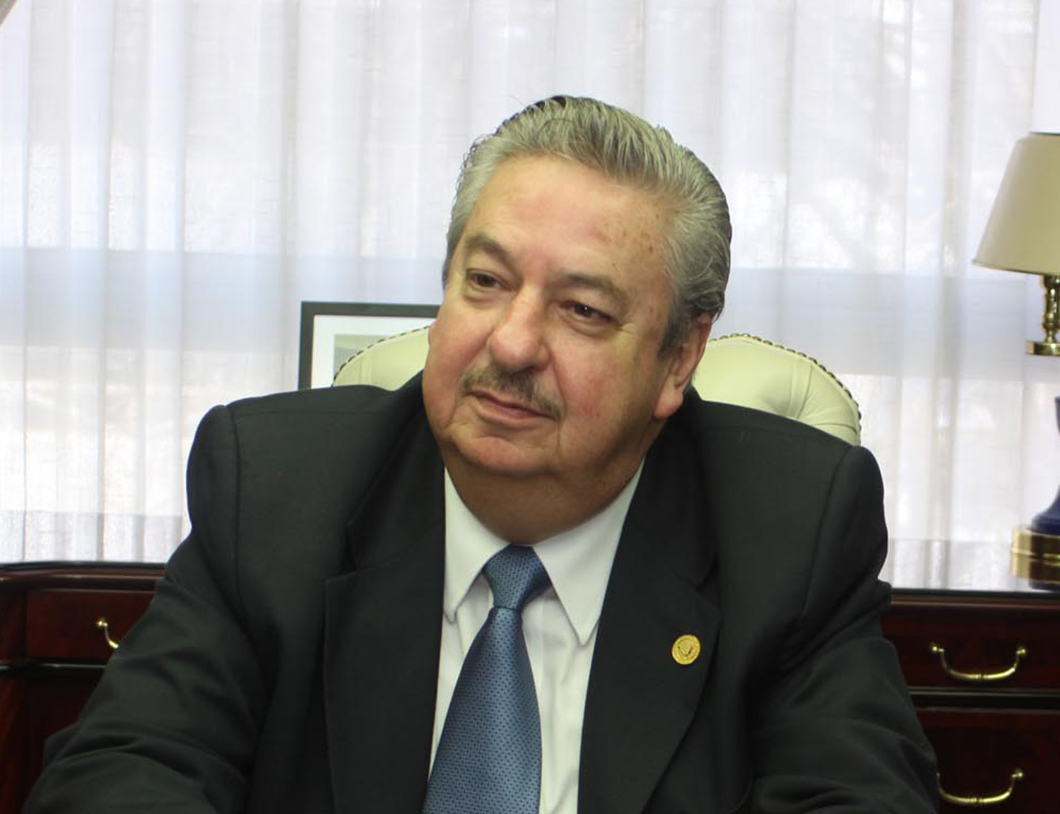 Enrique Etienne Pérez del Río, rector de la UAT.