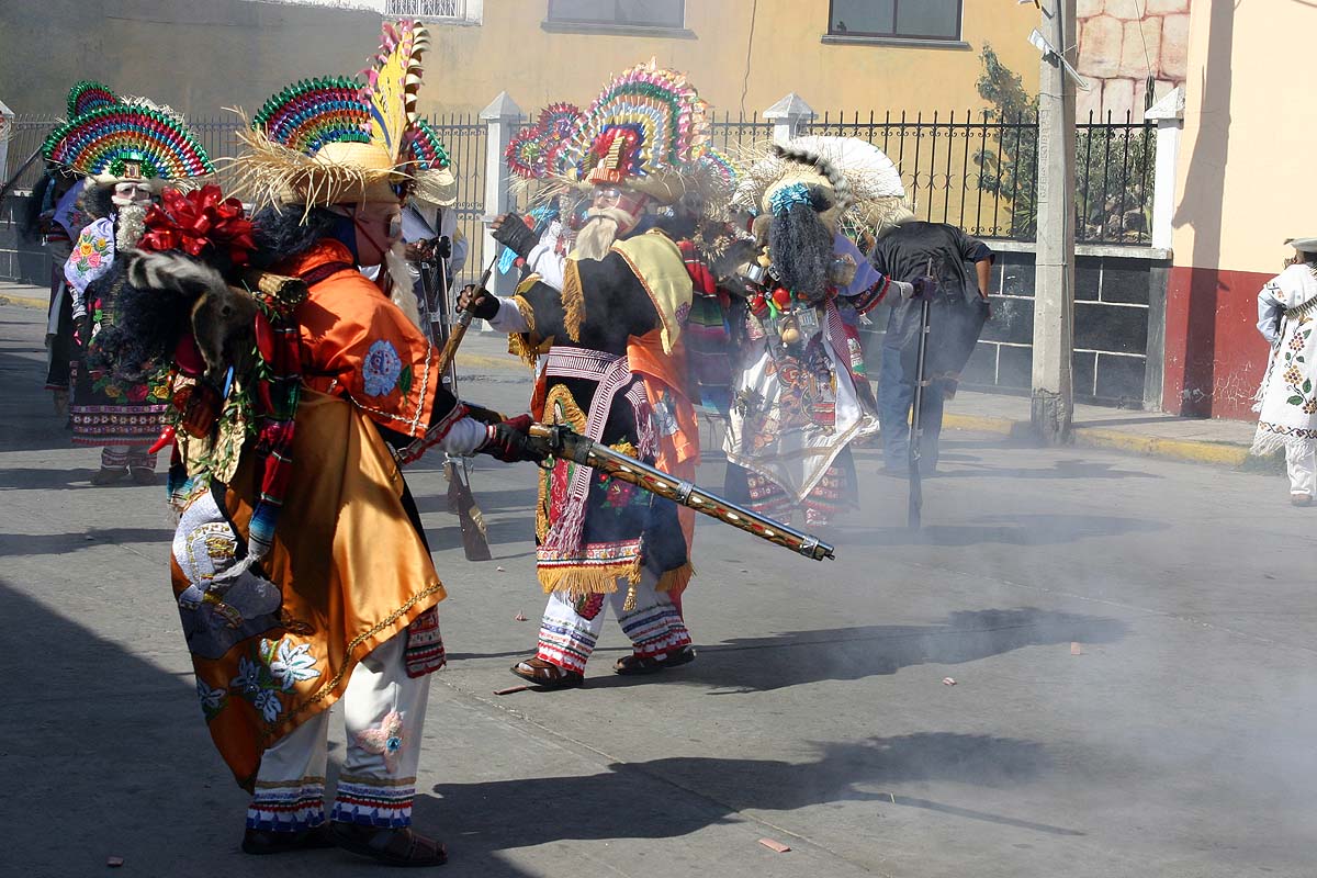 Arrancó el Carnaval de Huejotzingo 2014.