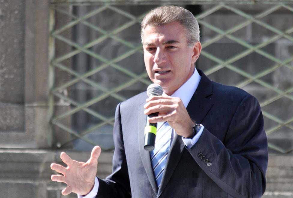 Ciudad de progreso sustentando en la igualdad, ofrece el alcalde.